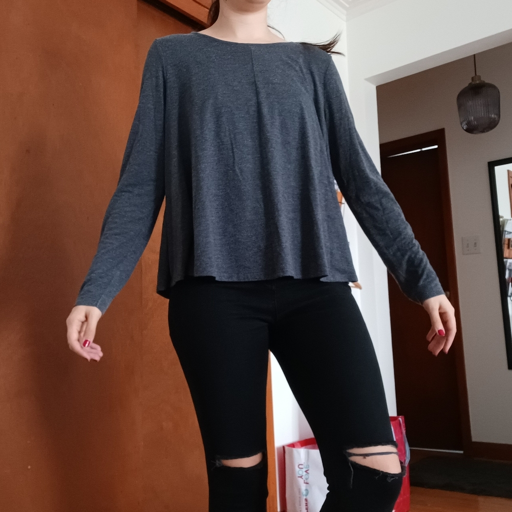 FREE w/$30 Purchase; Forever 21 Gray Long Sleeve Swing Top